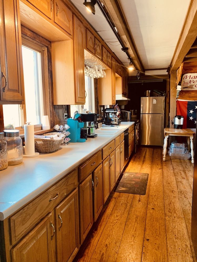 Good Place Farms Bed and Breakfast 2/71