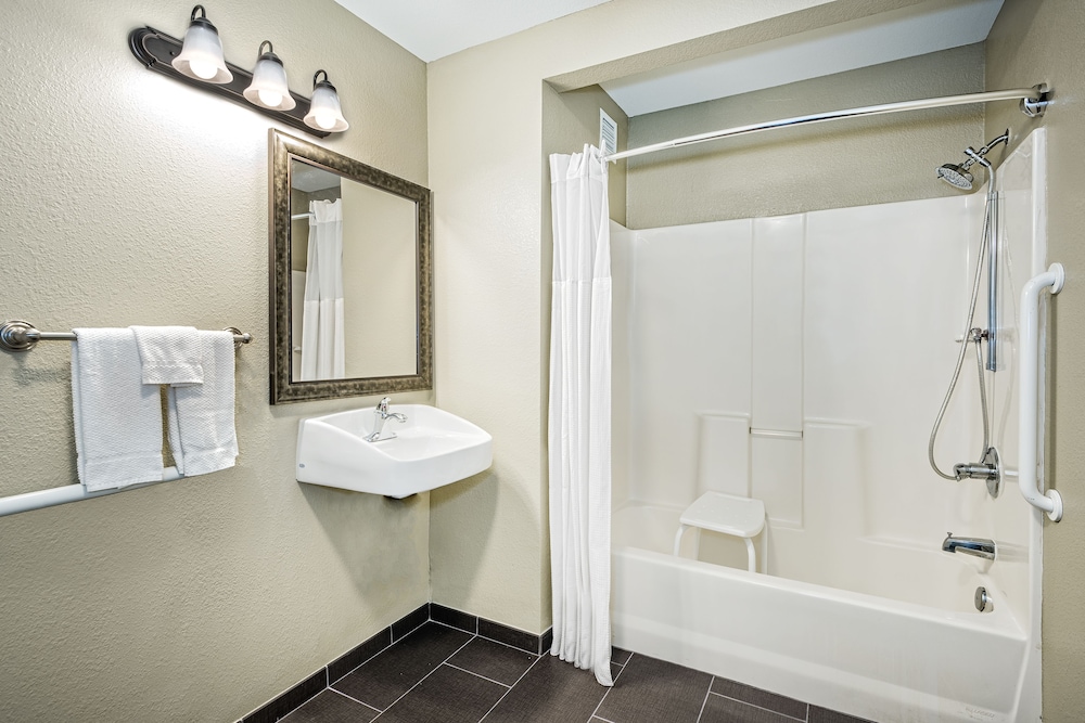 Staybridge Suites Austin Round Rock 10/34