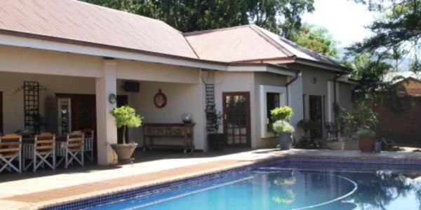 93 on Celliers Guesthouse 13/15