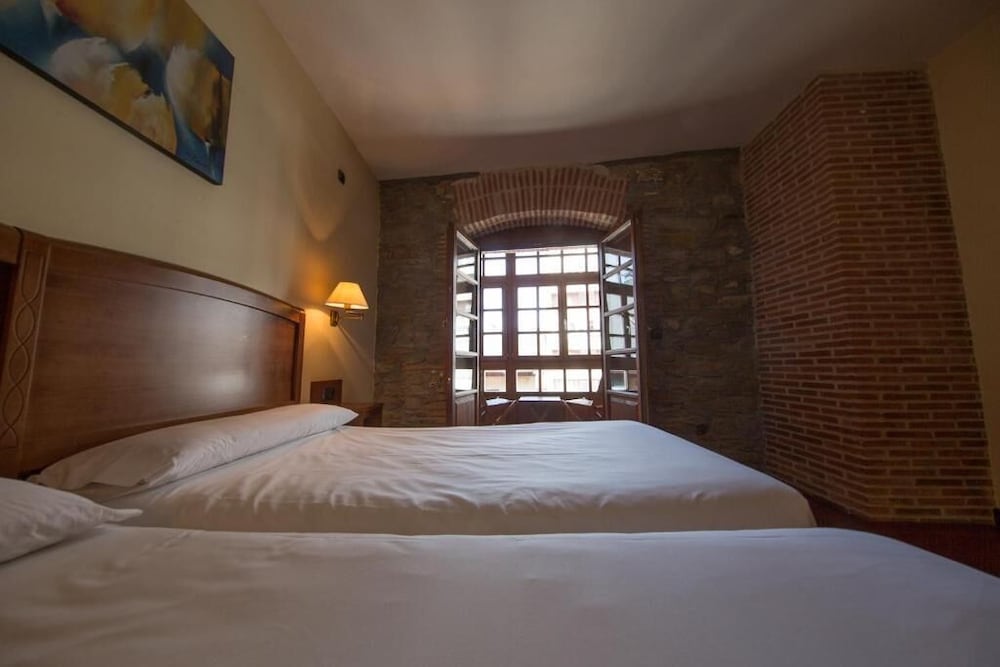 Aroi Bierzo Plaza 6/31