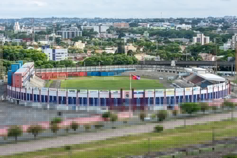 Rede Andrade Vernon Hotel 59/62