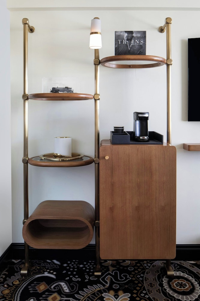 LaSalle Boutique Hotel 7/39