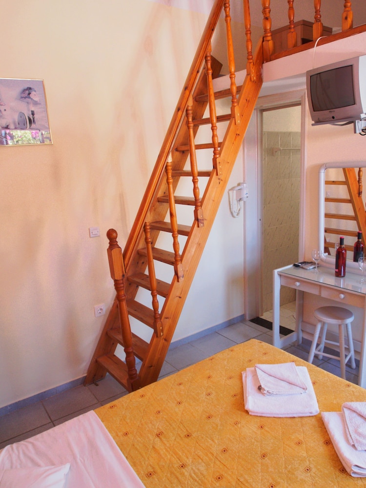 Markos Villas 35/50