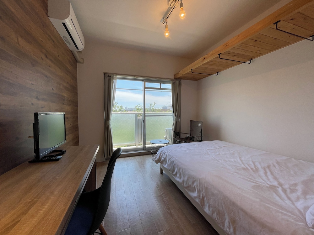 Room, Double Bed