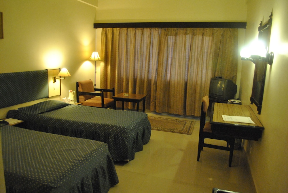Diamond Hotel 22/57