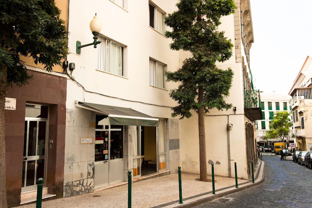 Monaco 37/49