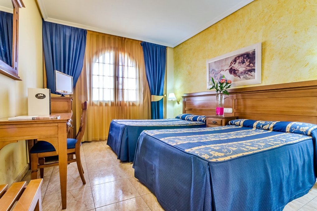HOTEL CARLOS I - YUNCOS 29/61