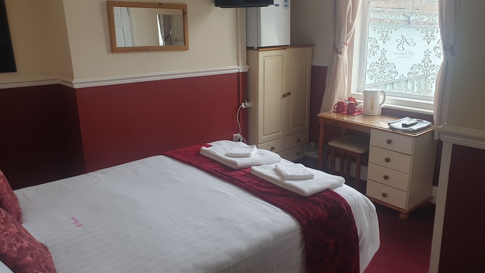 All Seasons Guest House 13/38