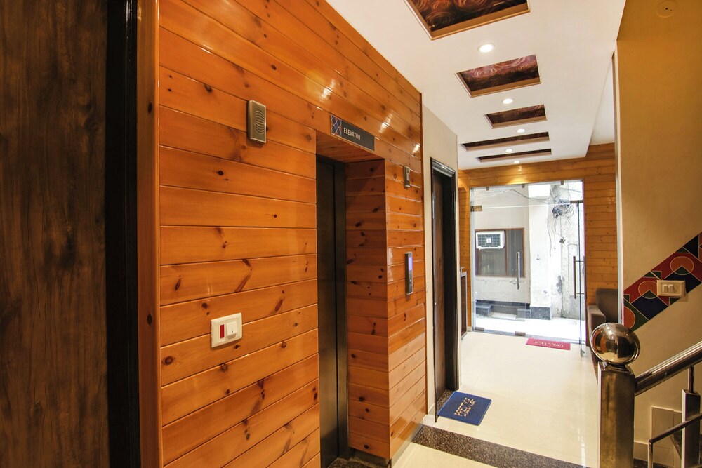 Fabhotel Rosewood Inn Gt Road 8/36