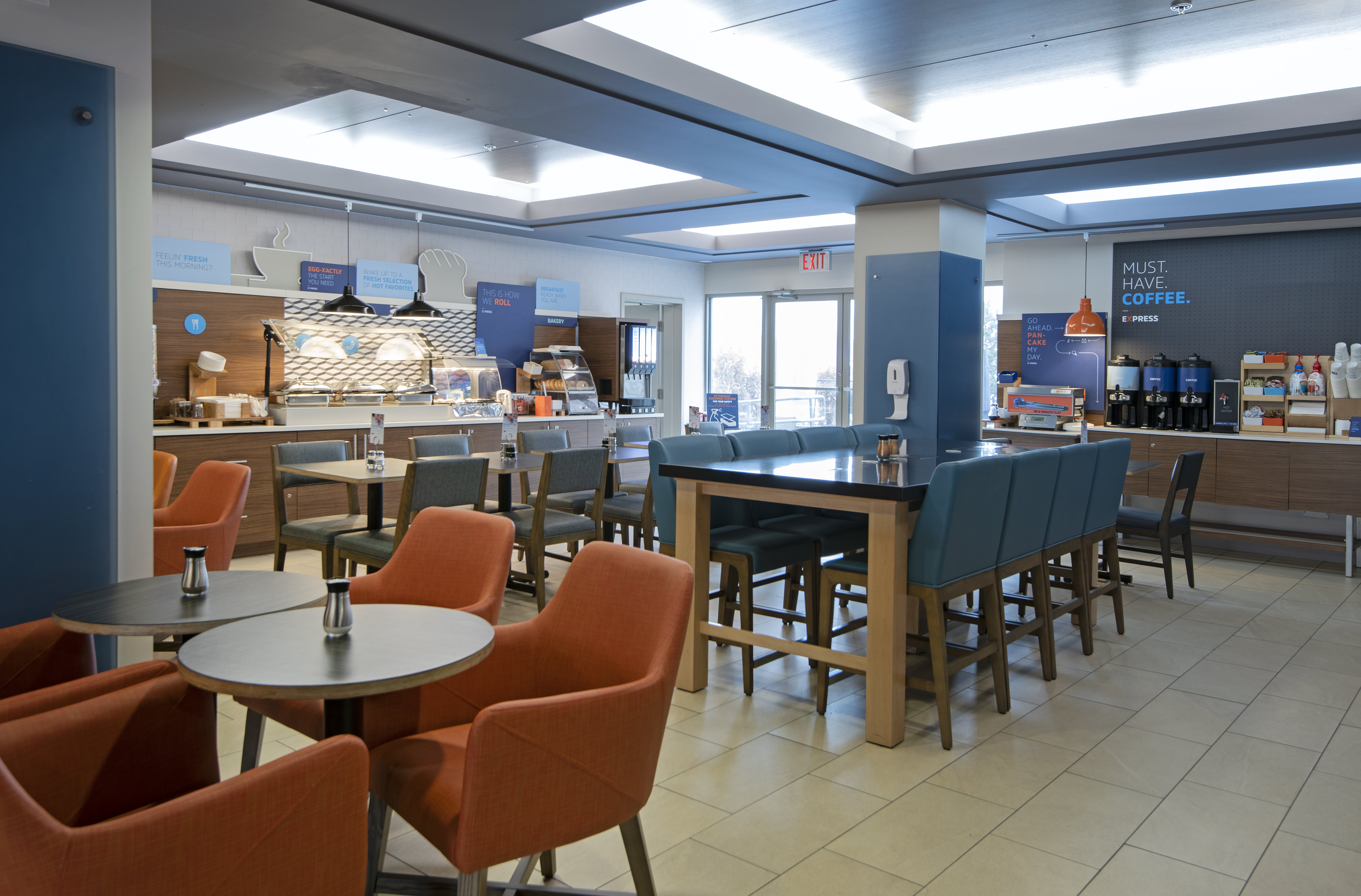Holiday Inn Express Kamloops 64/74
