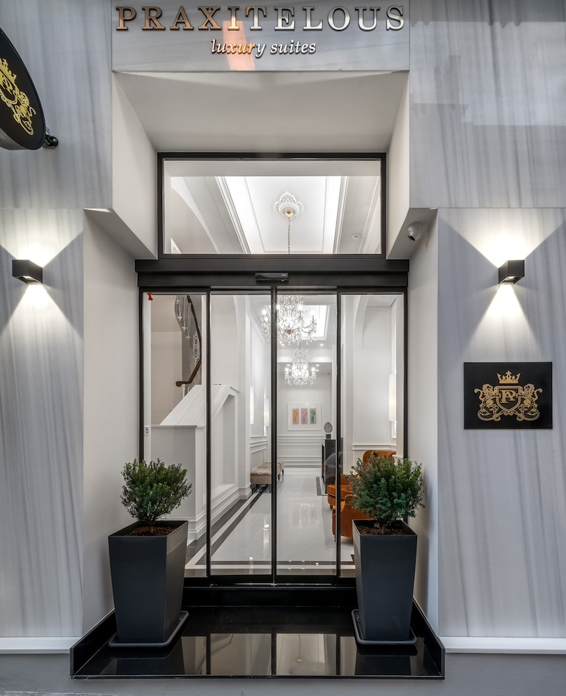 Praxitelous Luxury Suites 36/50