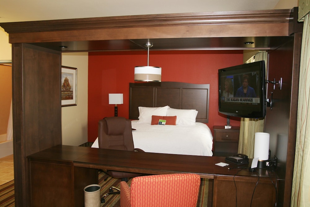 Hampton Inn Sulphur Springs 57/62