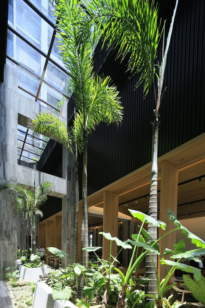 South Urban Hotel 40/45