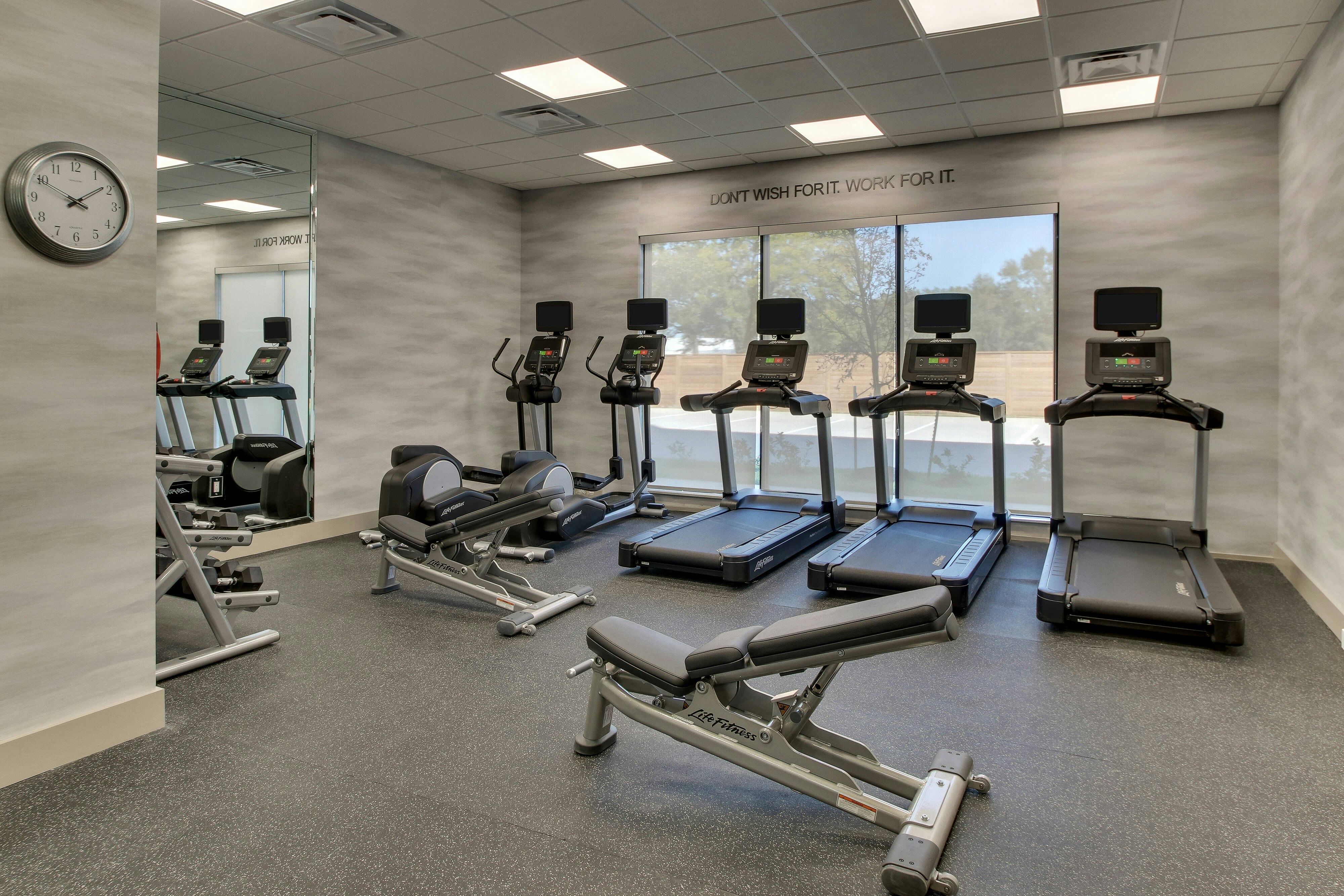 Fairfield Inn And Suites Houston Brookhollow 28/49