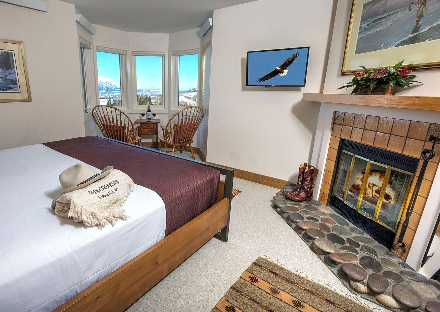 Luxury, Town House
