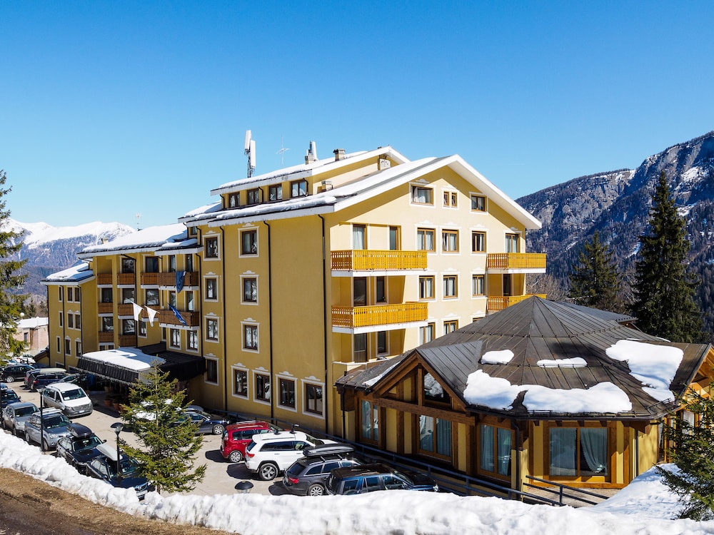 Park Hotel in FOLGARIDA