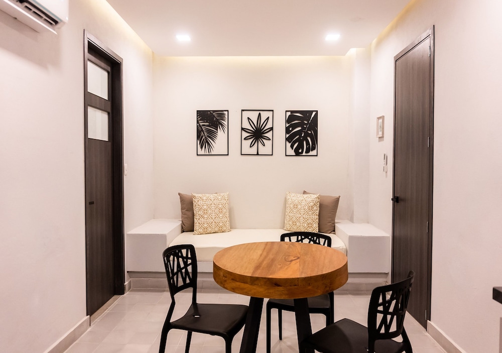 The Garden by DOT Suites 36/50