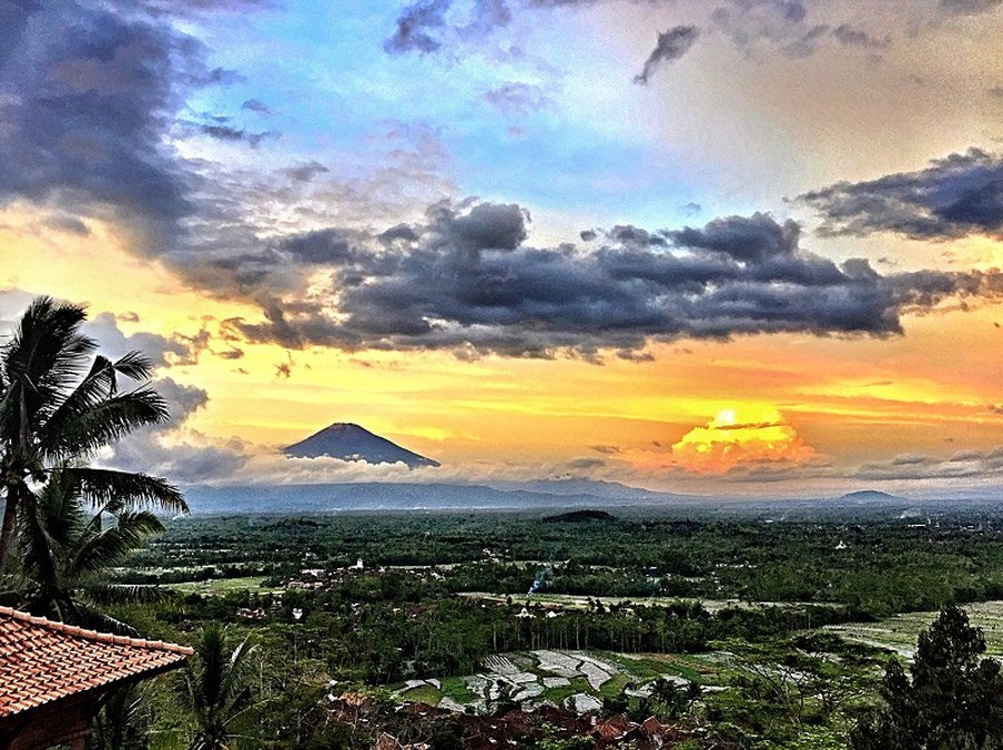 Villa Borobudur Resort 70/83