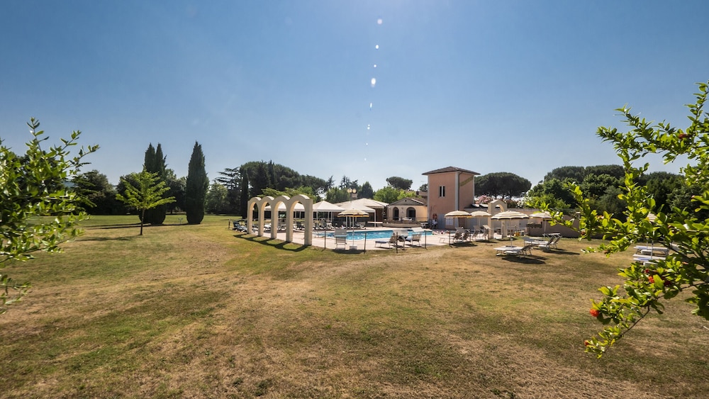 Vega Hotel Perugia 62/70