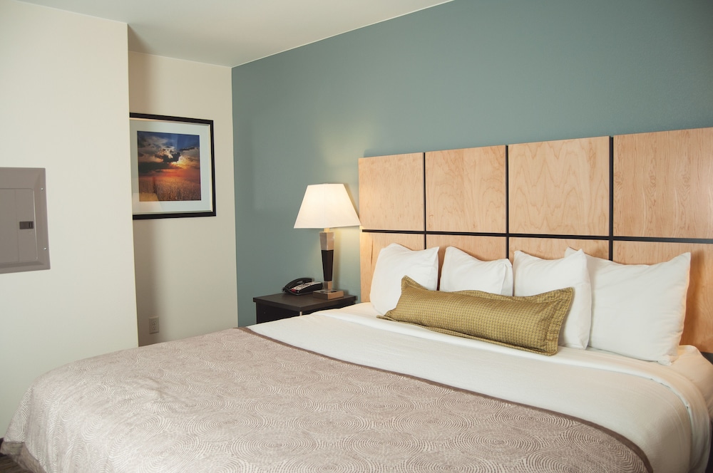 Candlewood Suites Fort Collins 15/39