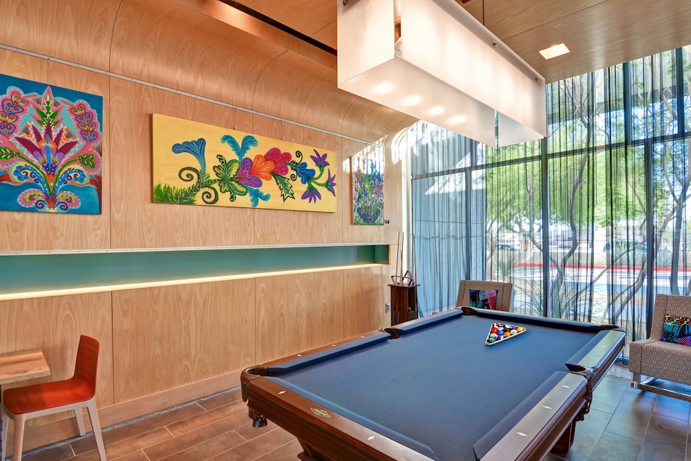 Aloft Phoenix Airport 23/62