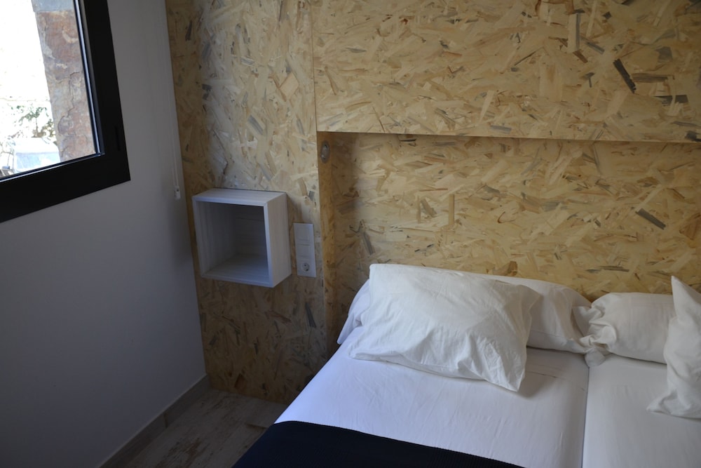 Sabica Nevada Gorbea Suites Apartments 8/27