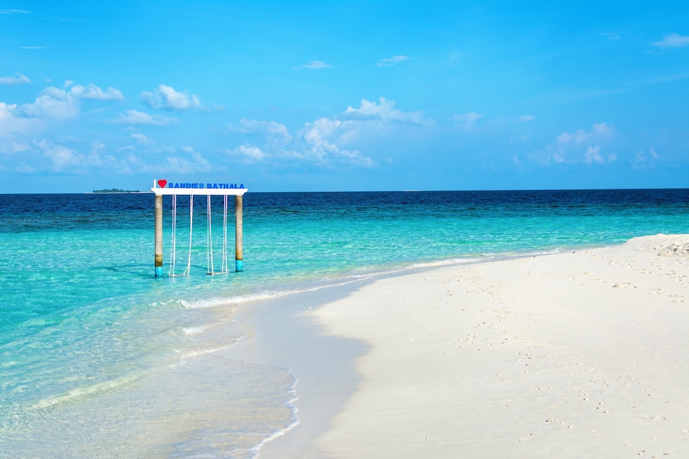 Sandies Bathala Maldives 64/71