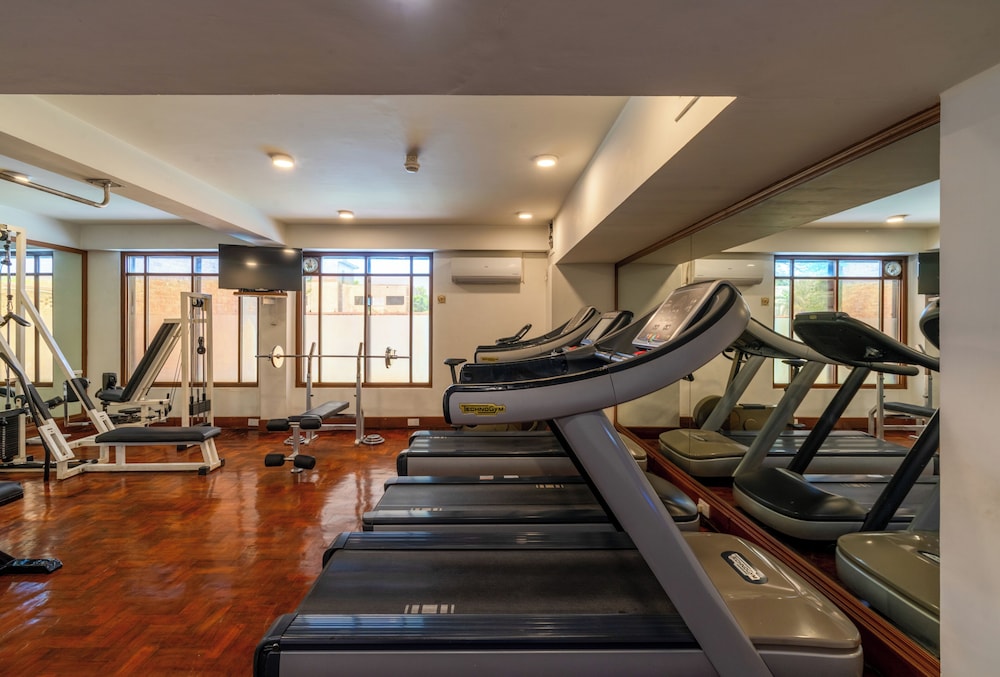 Serena Hotel Faisalabad 37/71