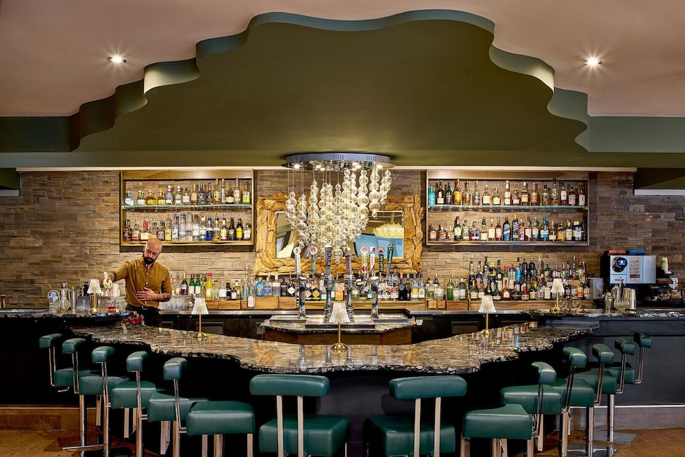 Varscona Hotel on Whyte 44/58