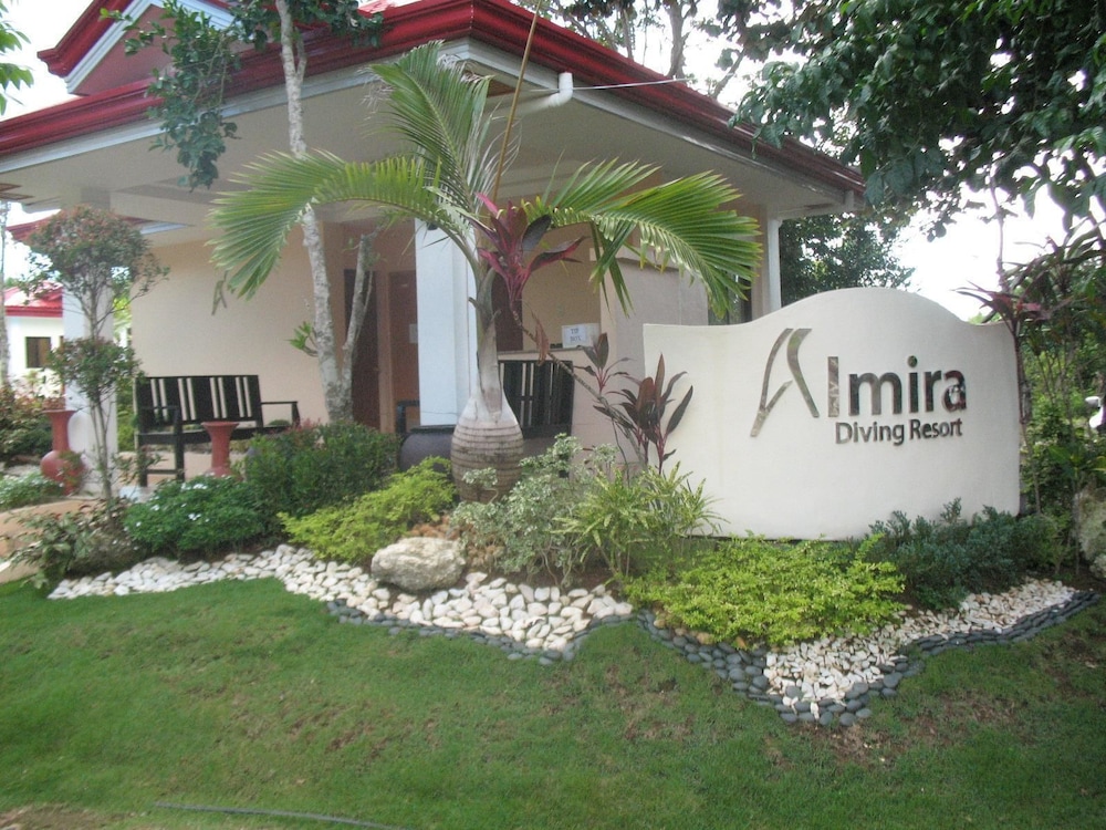 Almira Diving Resort 5/50