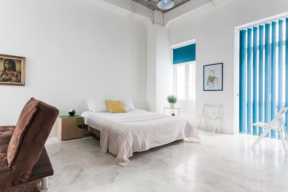 Concierge Athens Ii 9/50