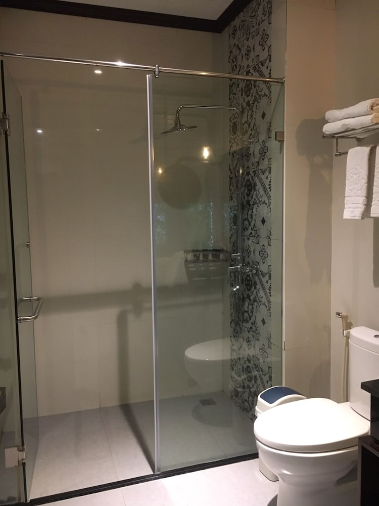 Hanoi Marvellous Hotel & Spa 45/50