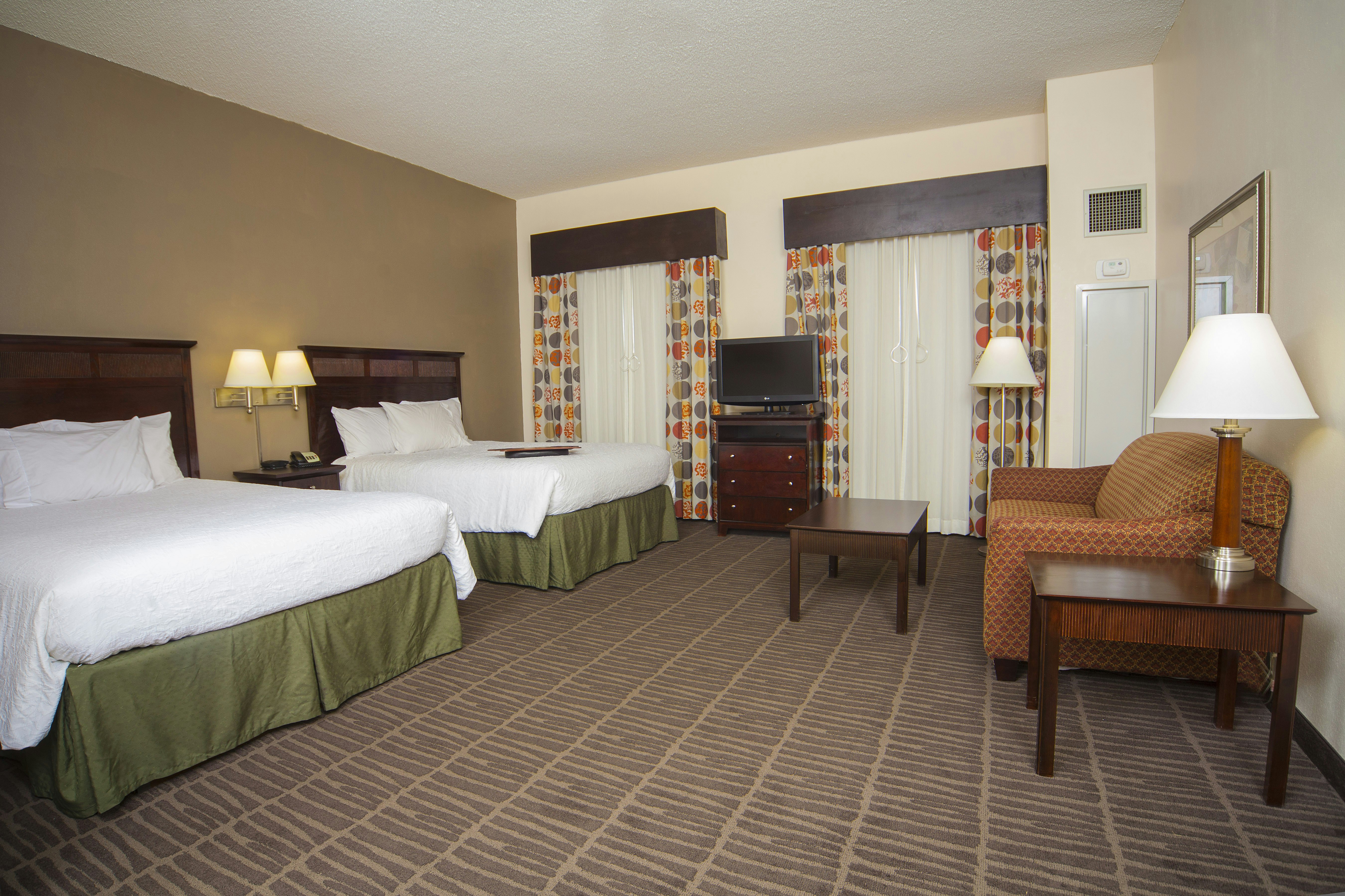Studio, 2 Queen Beds, Accessible