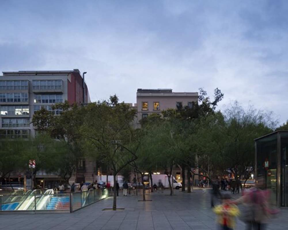Enjoybcn Miro Apartments 47/50