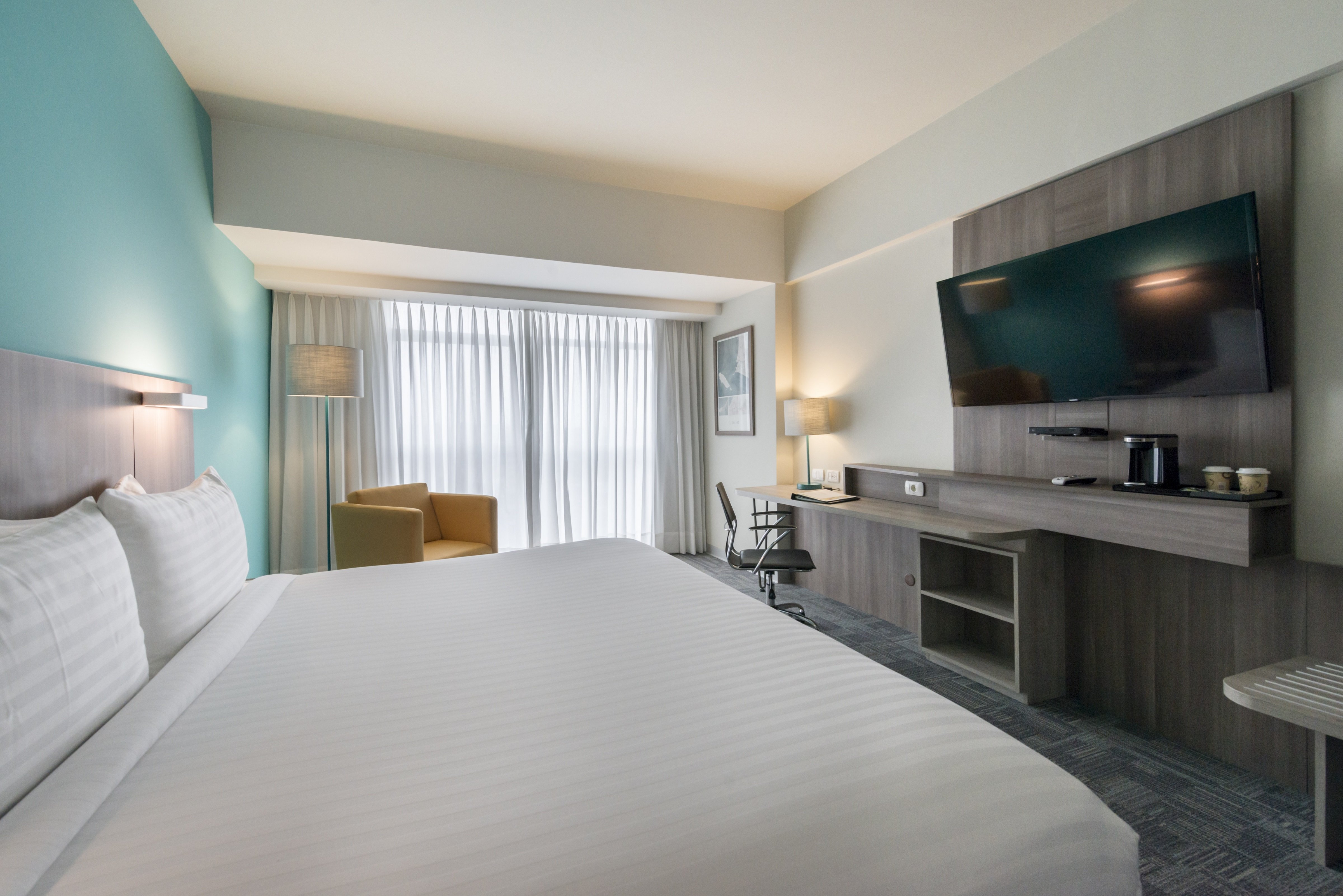 Leisure, King Bed