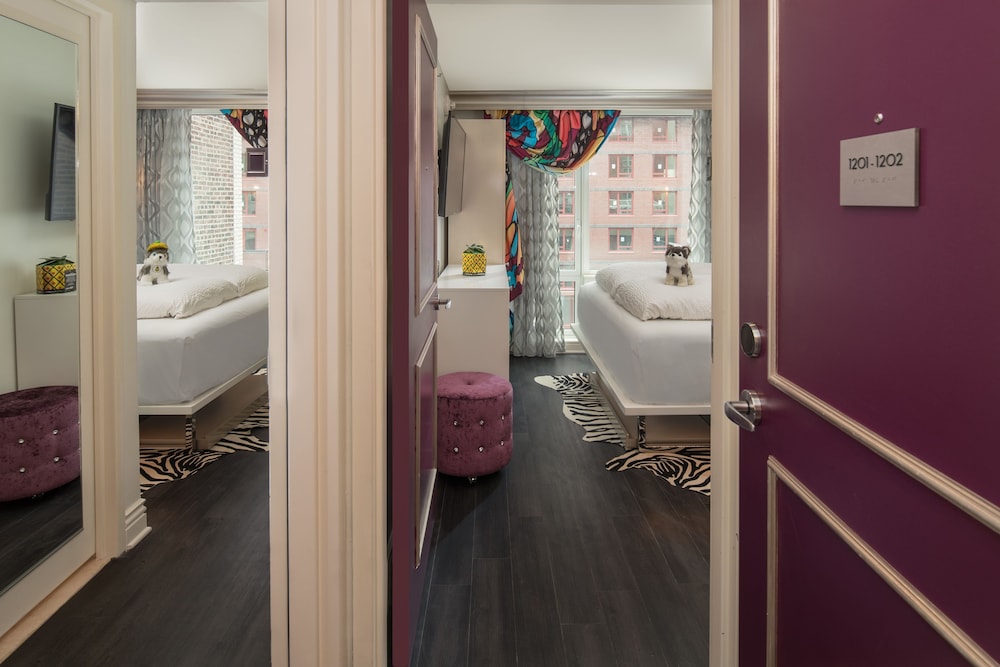 Staypineapple An Artful Hotel Midtown New York 37/65