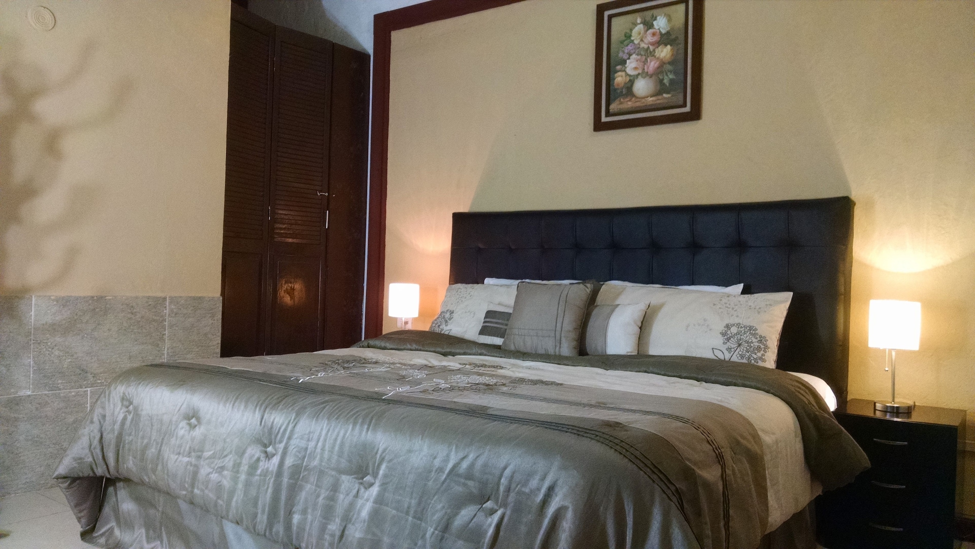 Comfort, King Bed