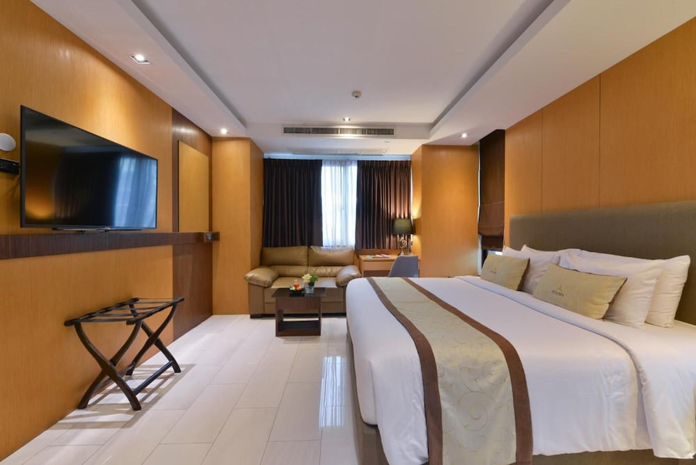 Syama Sukhumvit 20 12/54