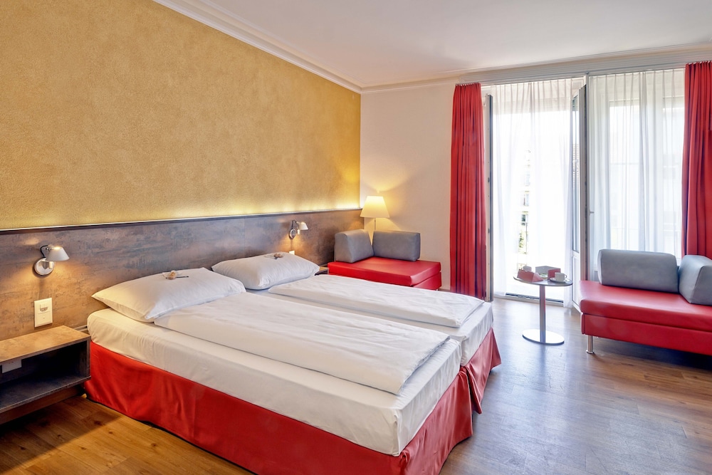STANDARD, TWIN BEDS