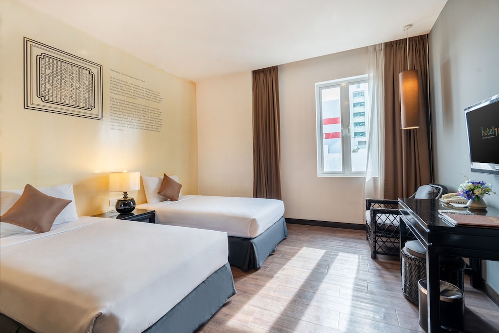 DELUXE, TWIN BEDS