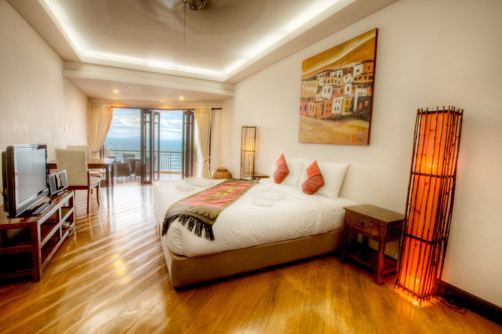 Sunset Hill Boutique Resort 13/77