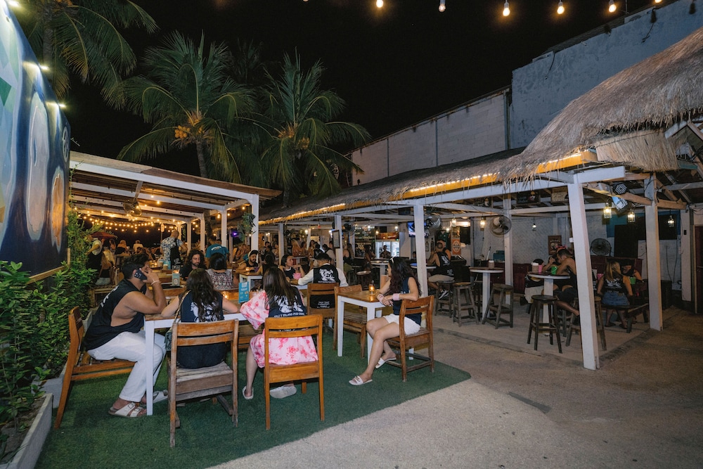 Tir Na Nog Gili Trawangan Accommodation 67/73