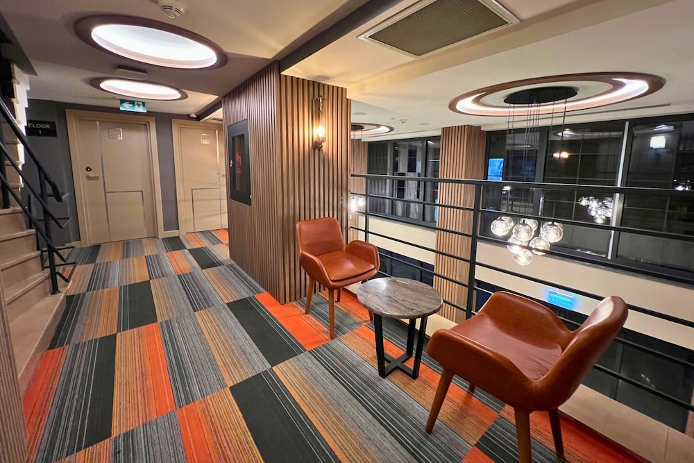Woxx Hotel 33/39