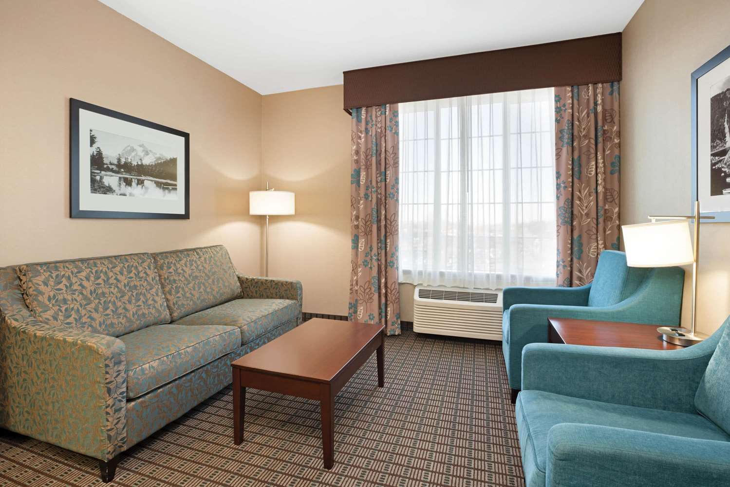 La Quinta Inn & Suites by Wyndham Bellingham 16/34