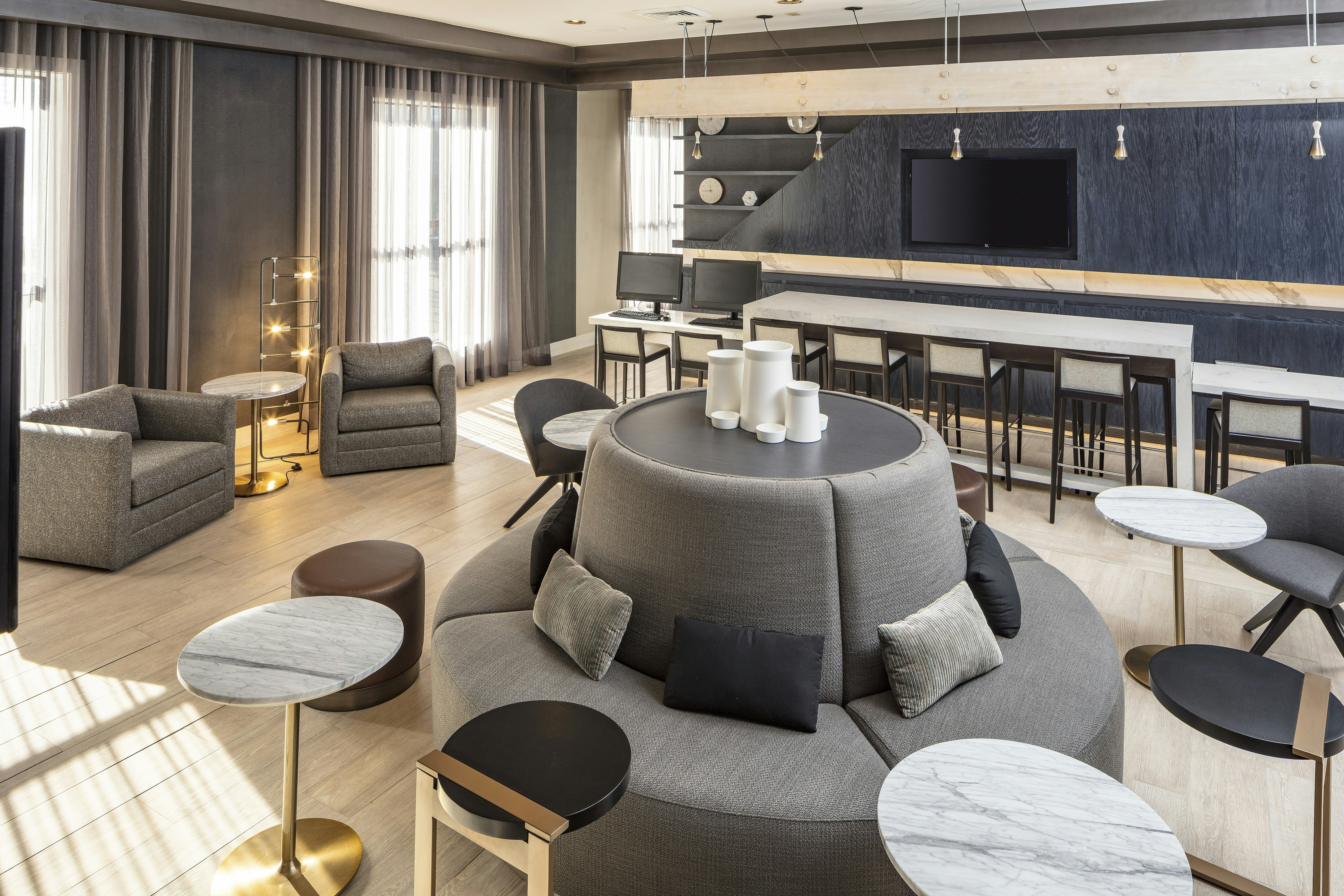 Doubletree By Hilton Boston Logan Airport Chelsea 43/48