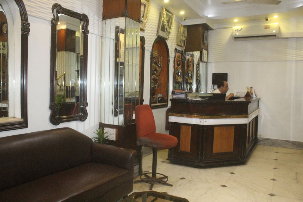 Hotel Heera 2/37