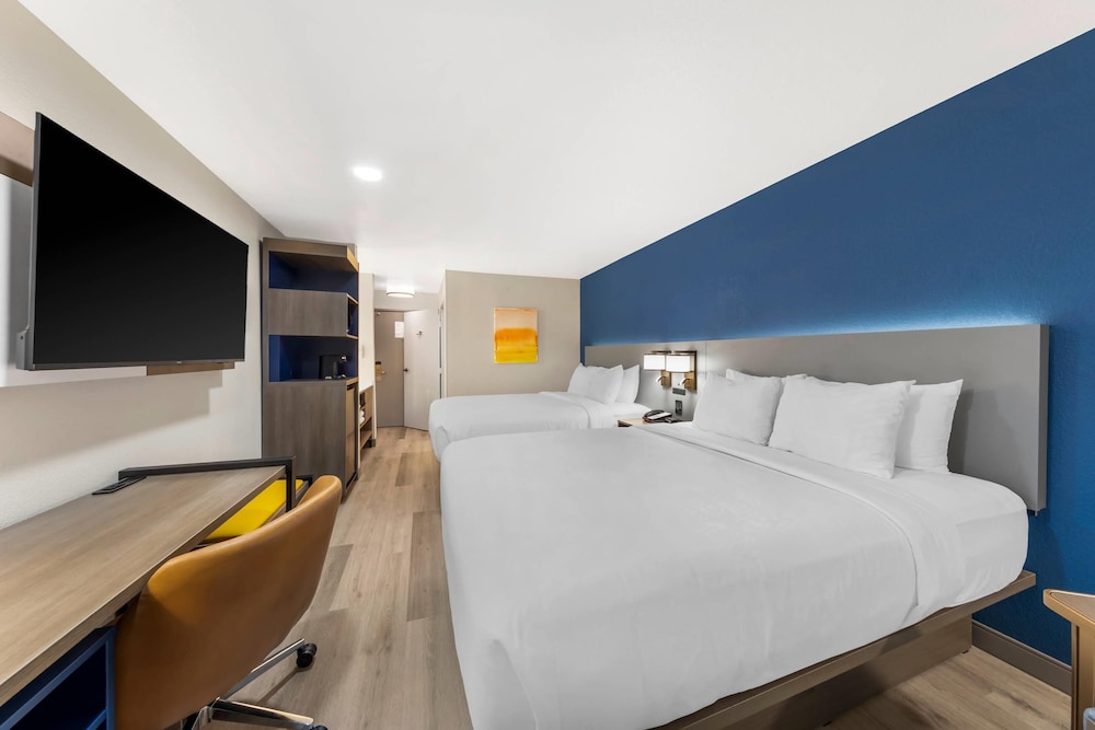 Upgrade, 2 Queen Beds