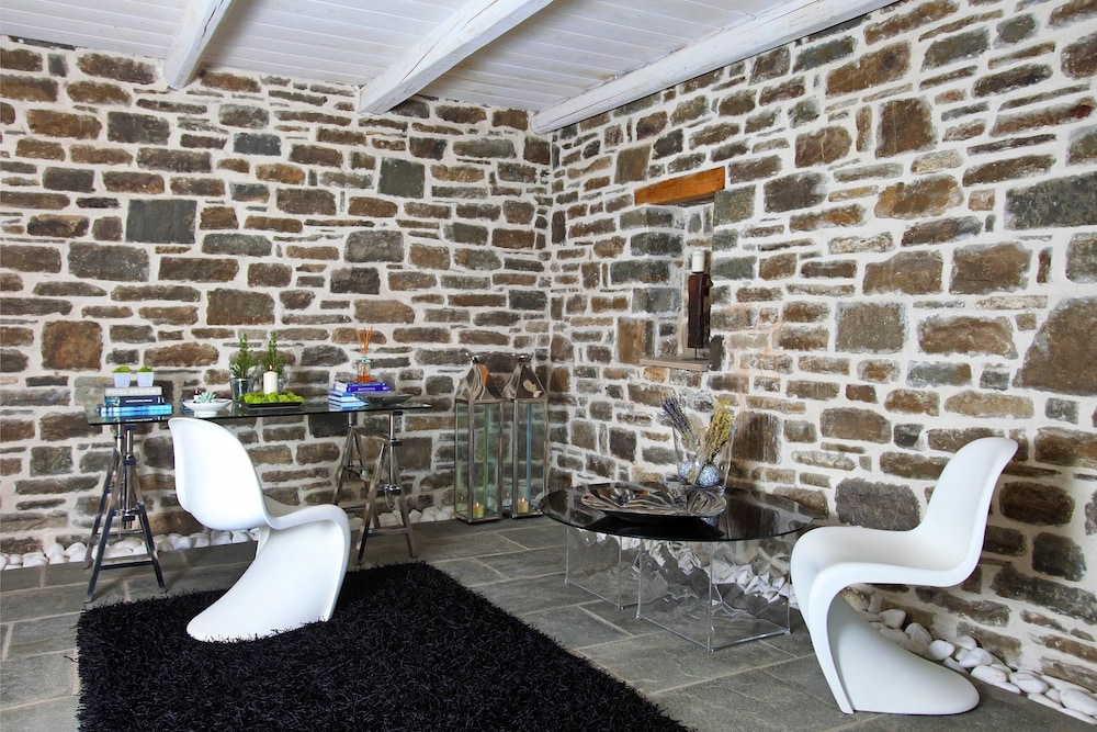Mikro Papigo 1700 Hotel & Spa 50/50