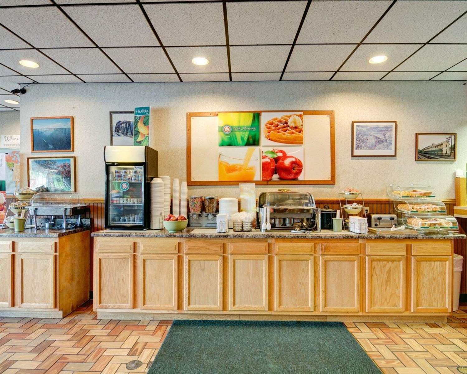 restaurant cafeteria