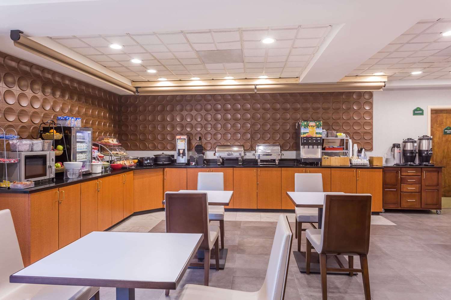 Wingate by Wyndham Greenville Airport 22/40